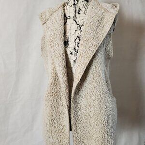 Love Tree Sleeveless Hooded Vest - Large